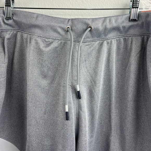 And1 Men’s Double team basketball shorts, multiple sizes - Picture 2 of 6